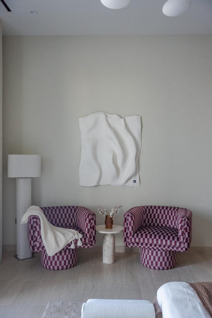 A Study in Contrasts: Kate Kerdi’s Contemporary Apartment in Muscat 8 9. IMG 1206 Photo credit Omar Al Zadjali