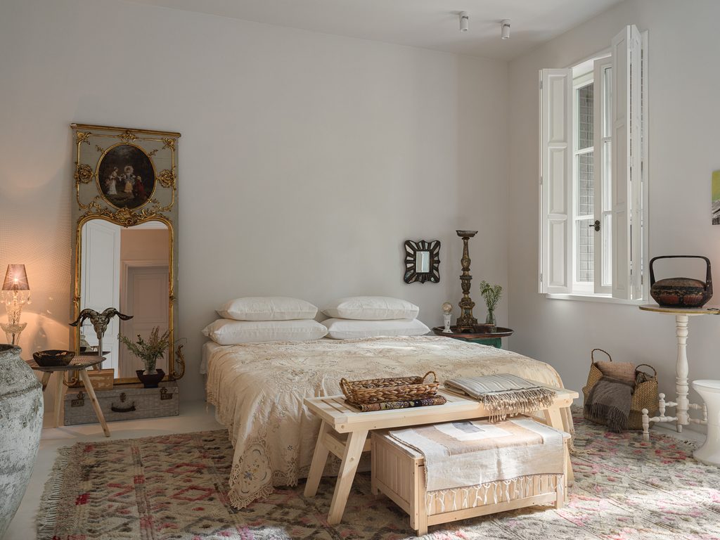 A Collector’s Eye: Inside Anna Erman’s Art-Filled Home Near Moscow 9 Borodki web 68 of 114