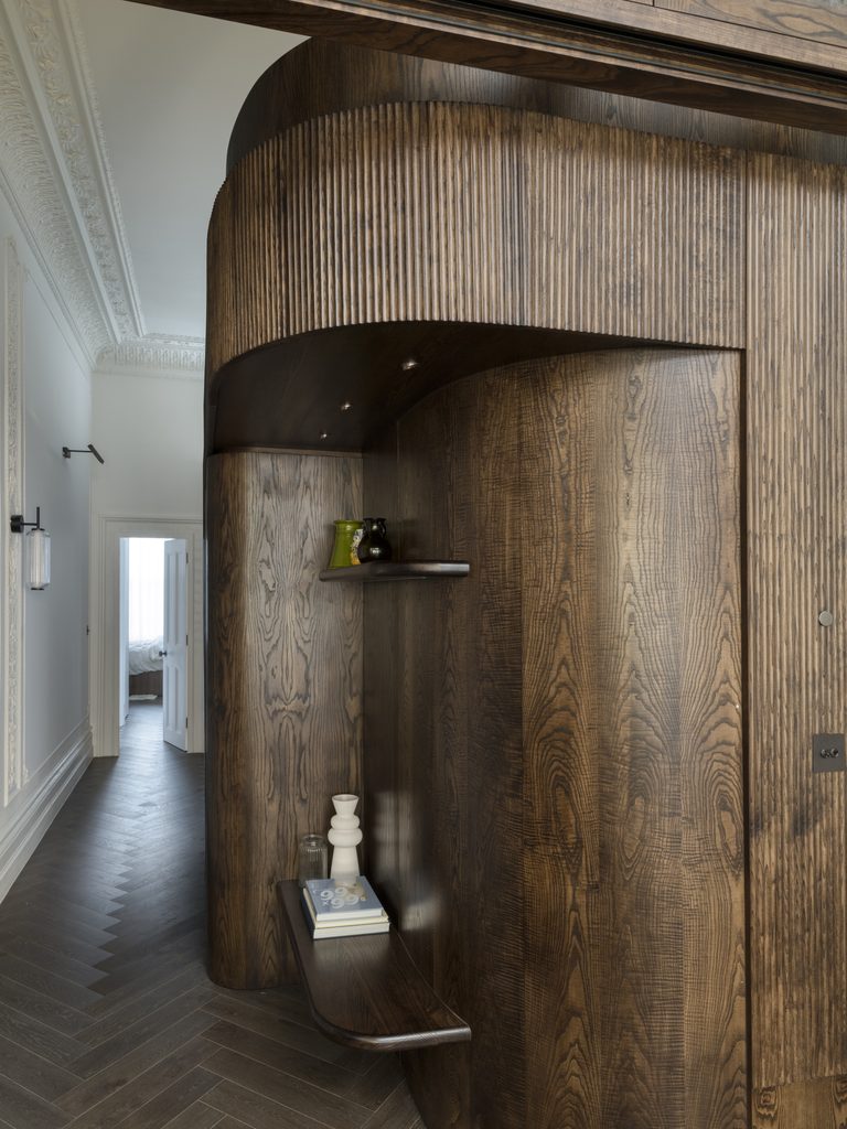 A Victorian Apartment Reimagined in South Kensington 4 CG 014 hires 768x1024 1