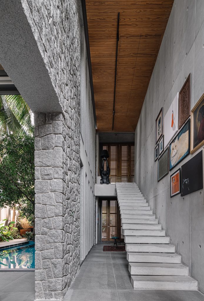 A House That Grows Around Nature 8 COCO BEANS Entrance Passage