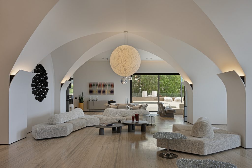 In The Hills Of Qornet El Hamra, An Old Lebanese Villa Learns How To Live In The Present Without Forgetting Where It Came From 7 DHA Qornet El Hamra Villa9