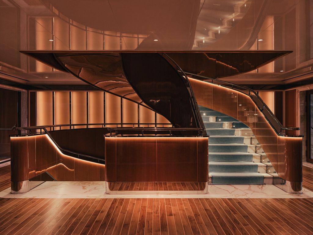 Can a Sense of Place Exist in Constant Motion? Four Seasons I Offers an Answer 18 FSI STAIRCASE 038