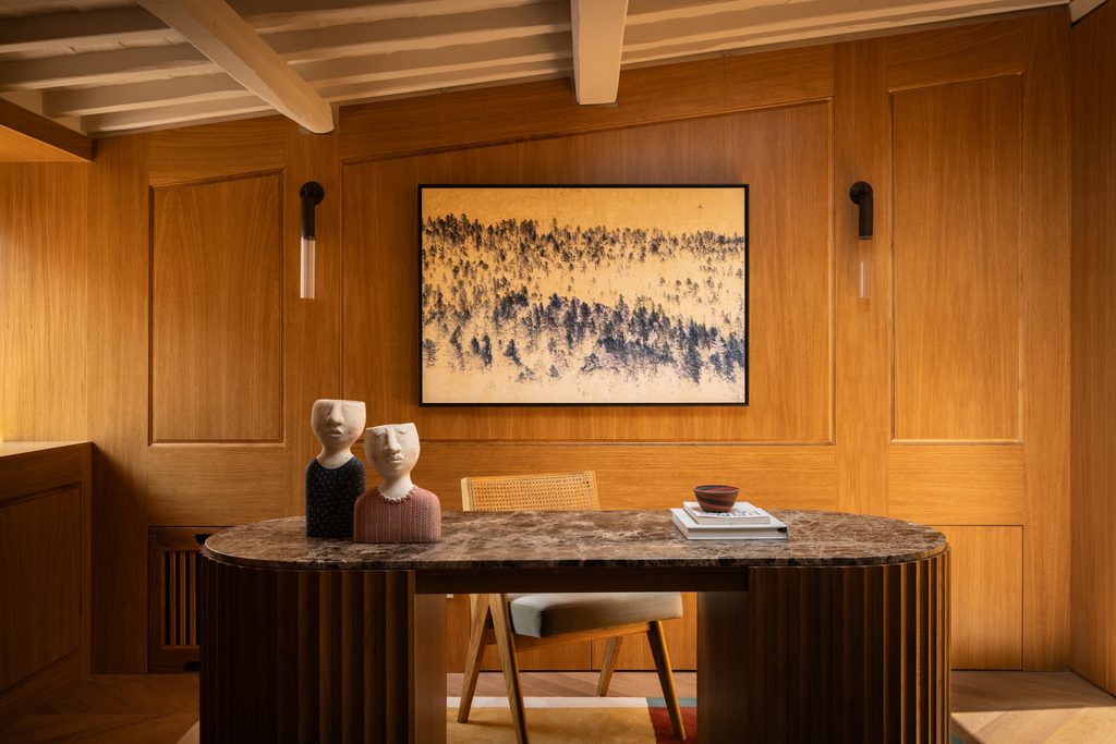 A 17th-Century Roman Building Sets the Framework for a Contemporary Interior 8 Roma 27